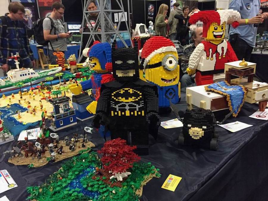 comic-con-berlin-2016-comic-superhelden-aus-lego